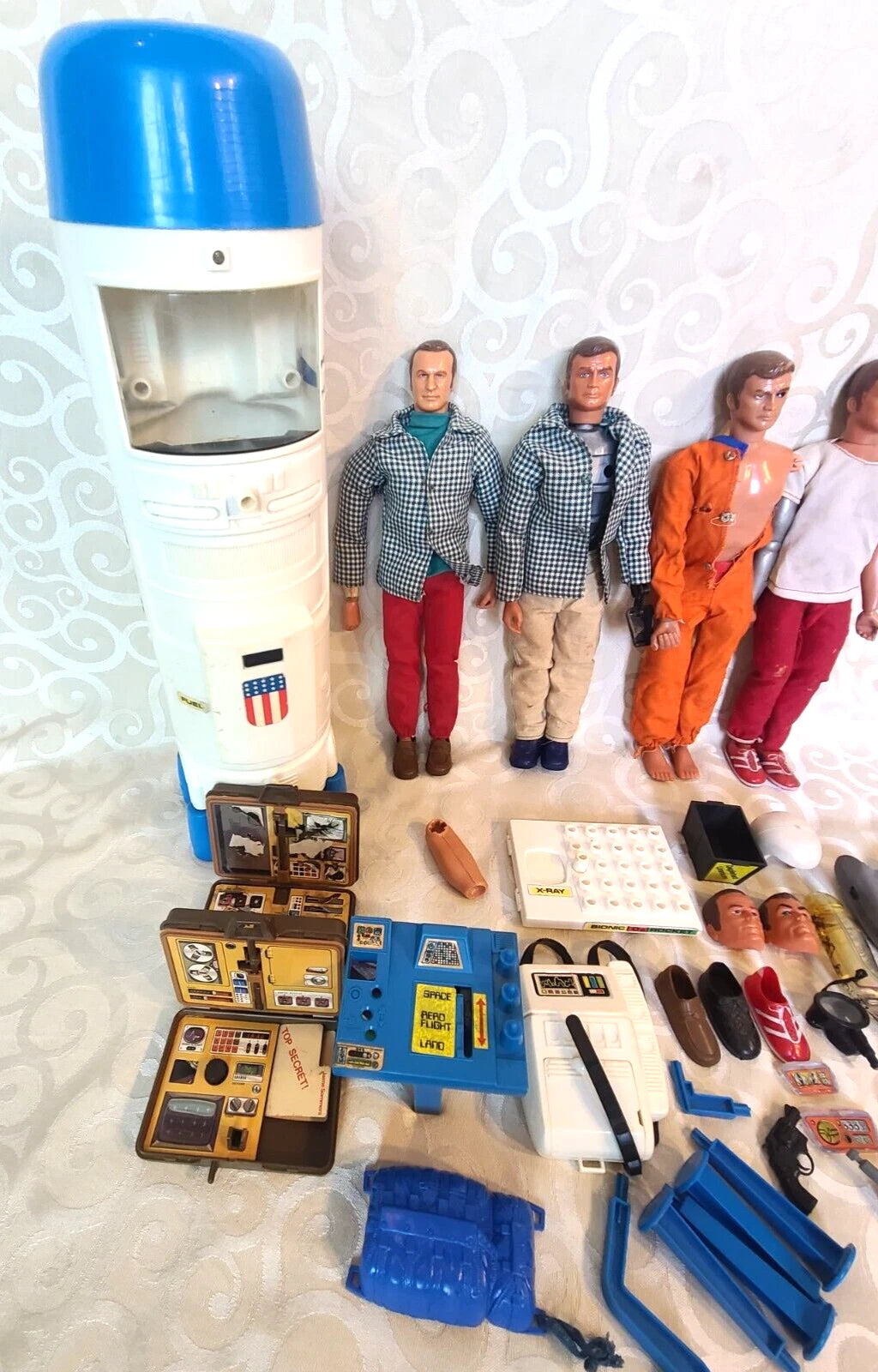 Vintage 6 Million Dollar Man Action Figures W/Extra.