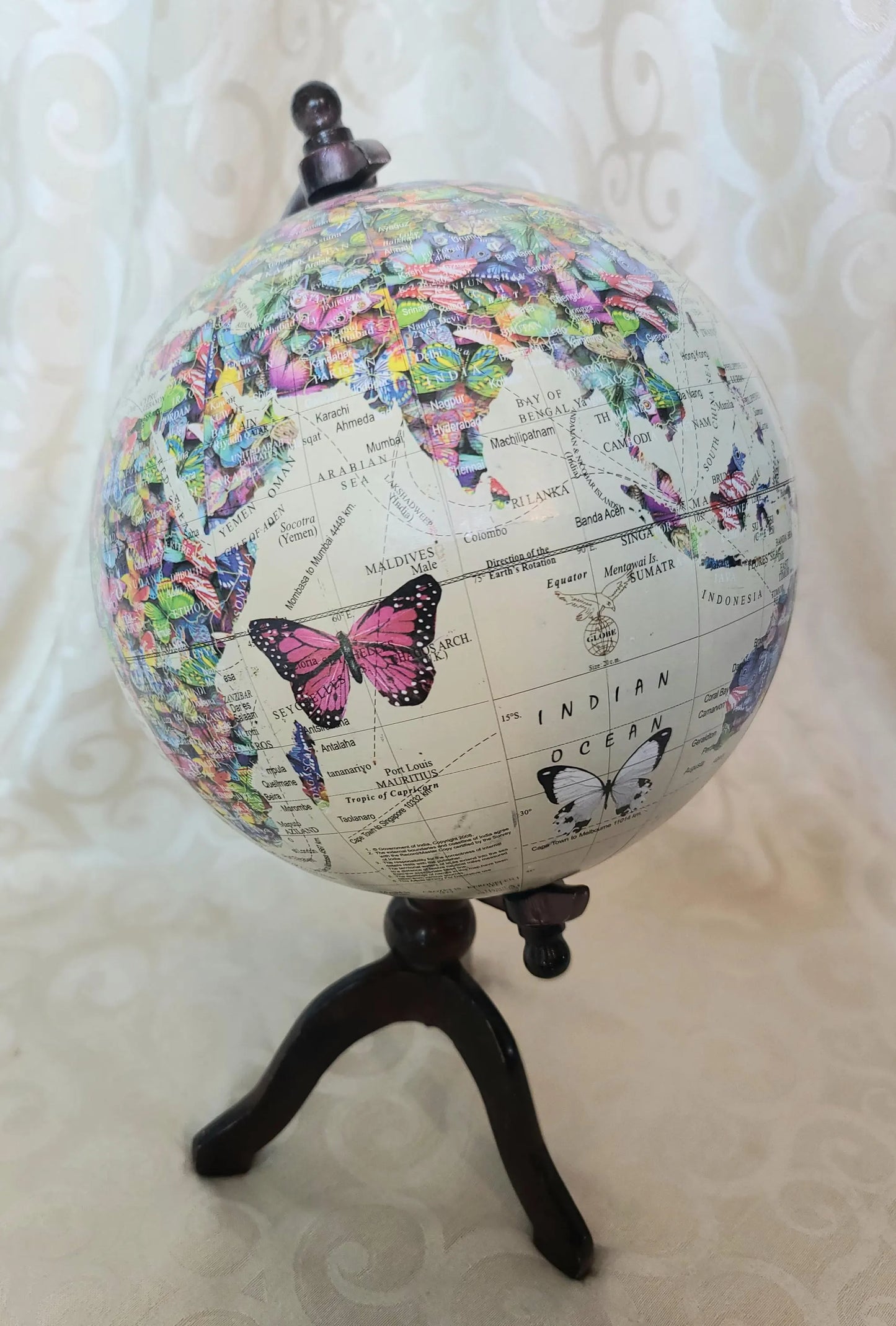 Vintage Globe Art Butterfly Globe Art.